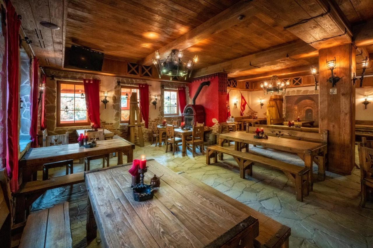 Pokoje W Oberzy Czarny Gron Rzyki Exteriör bild